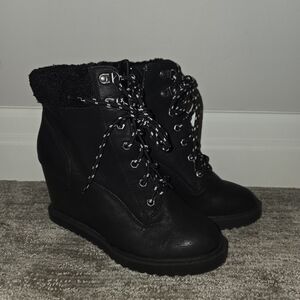 DOLCE VITA  Black Lace-Up Wedge Ankle Boots -